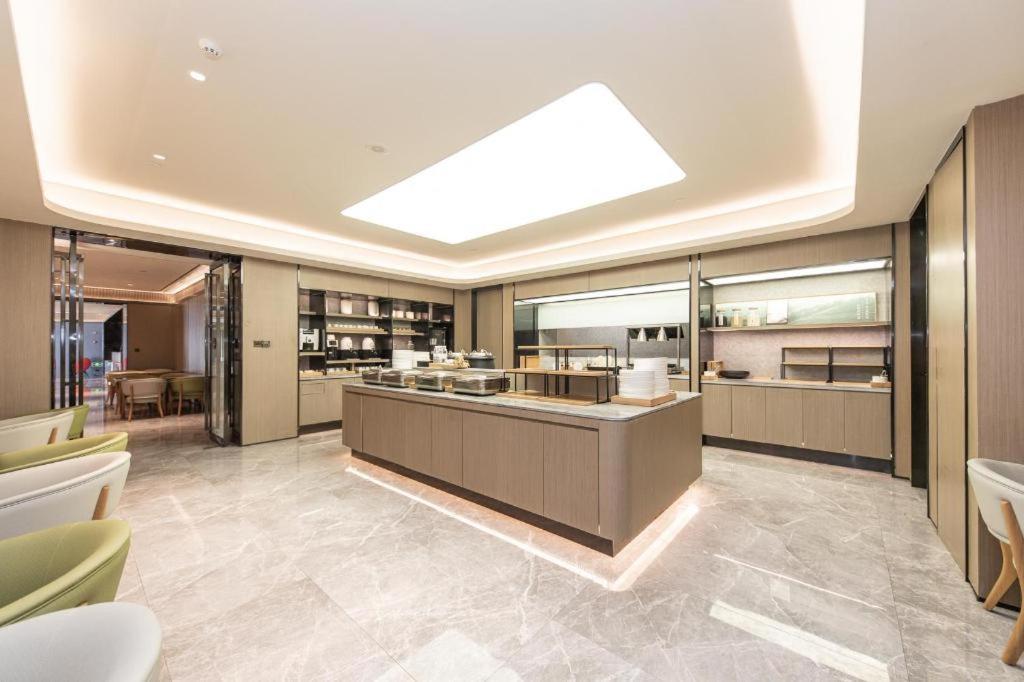 Ji Xietu Dong Road Hotel